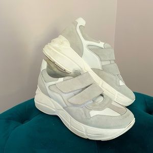 Steve Madden Chunky White Shoes